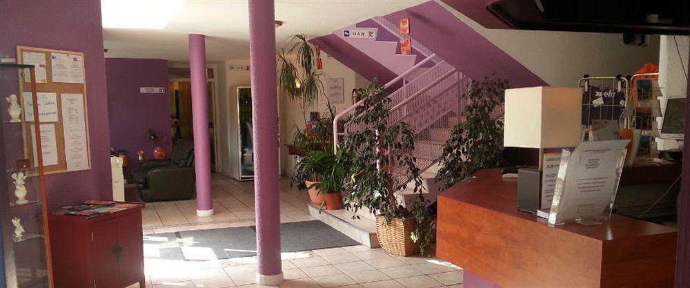 Готель Confortel Avignon Tgv Екстер'єр фото
